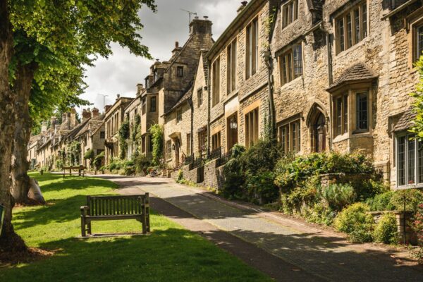 The Burford Cotswolds – One of the Best Places to Live